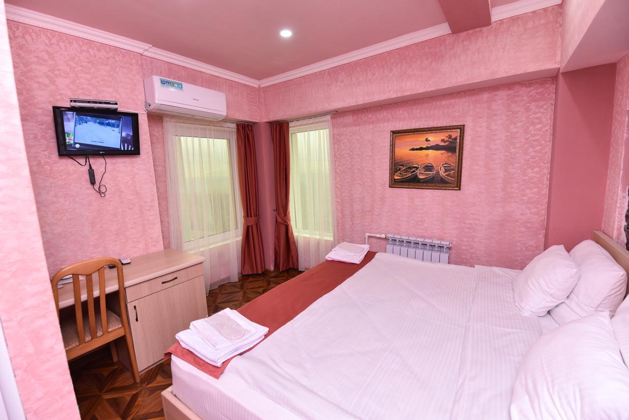 Gayane Hotel Alaverdi Exterior photo